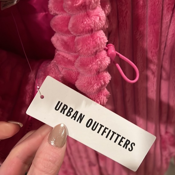 BDG Isla funnel neck corduroy jacket. (NEW) sold out!!! - Picture 8 of 10